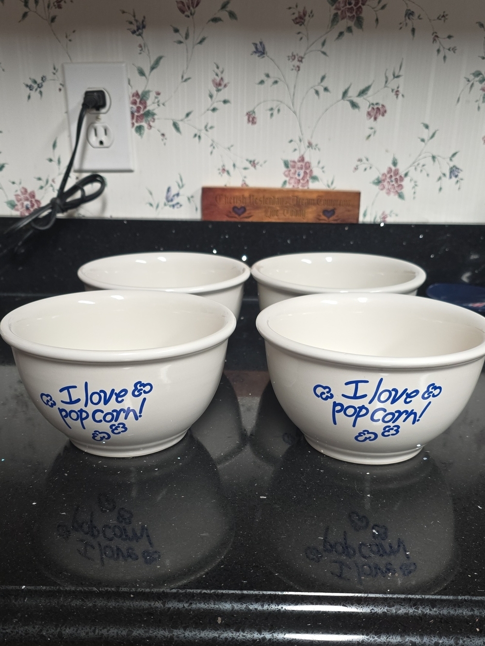 Can't Bundle. Vintage. Like New. I Love Popcorn! Ceramic Serving Bowls